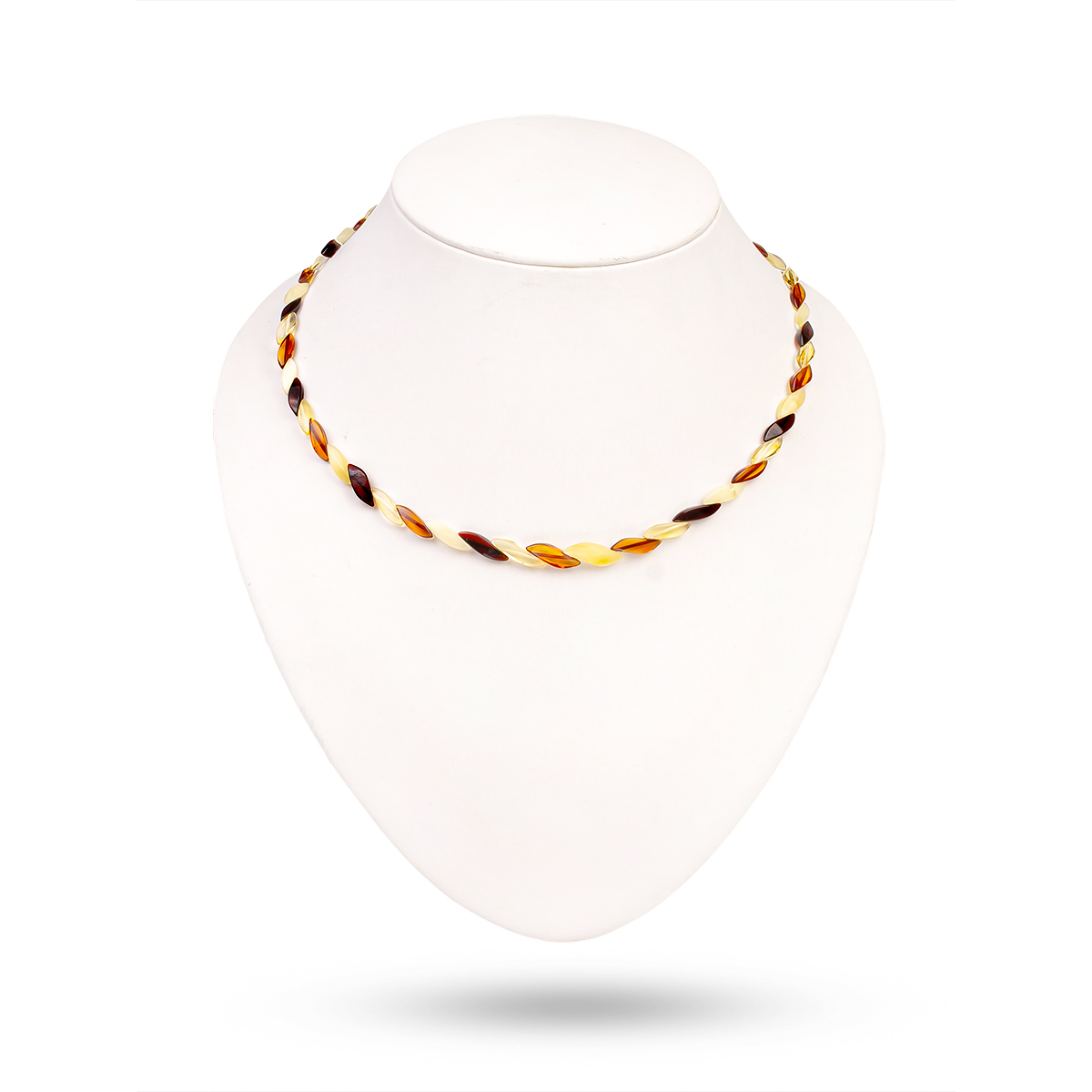 Бусы, янтарь